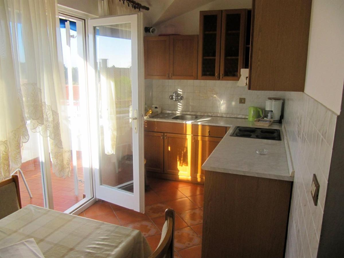 Dea * Porec