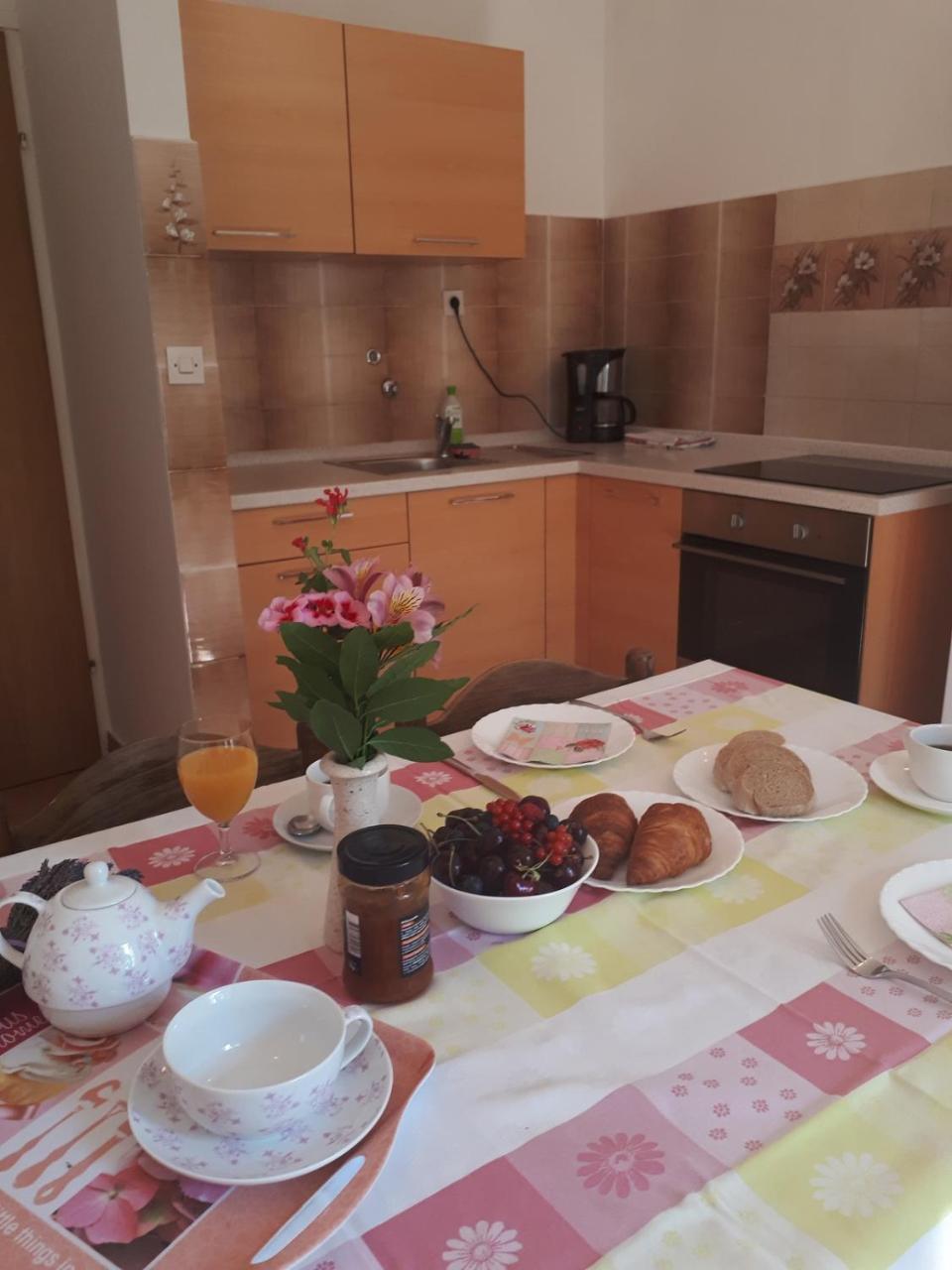 Dea Apartment *