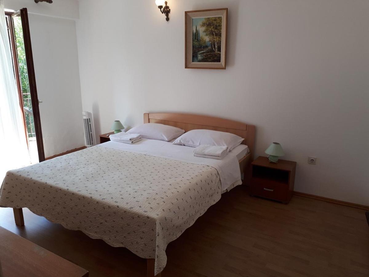 Apartman Dea *